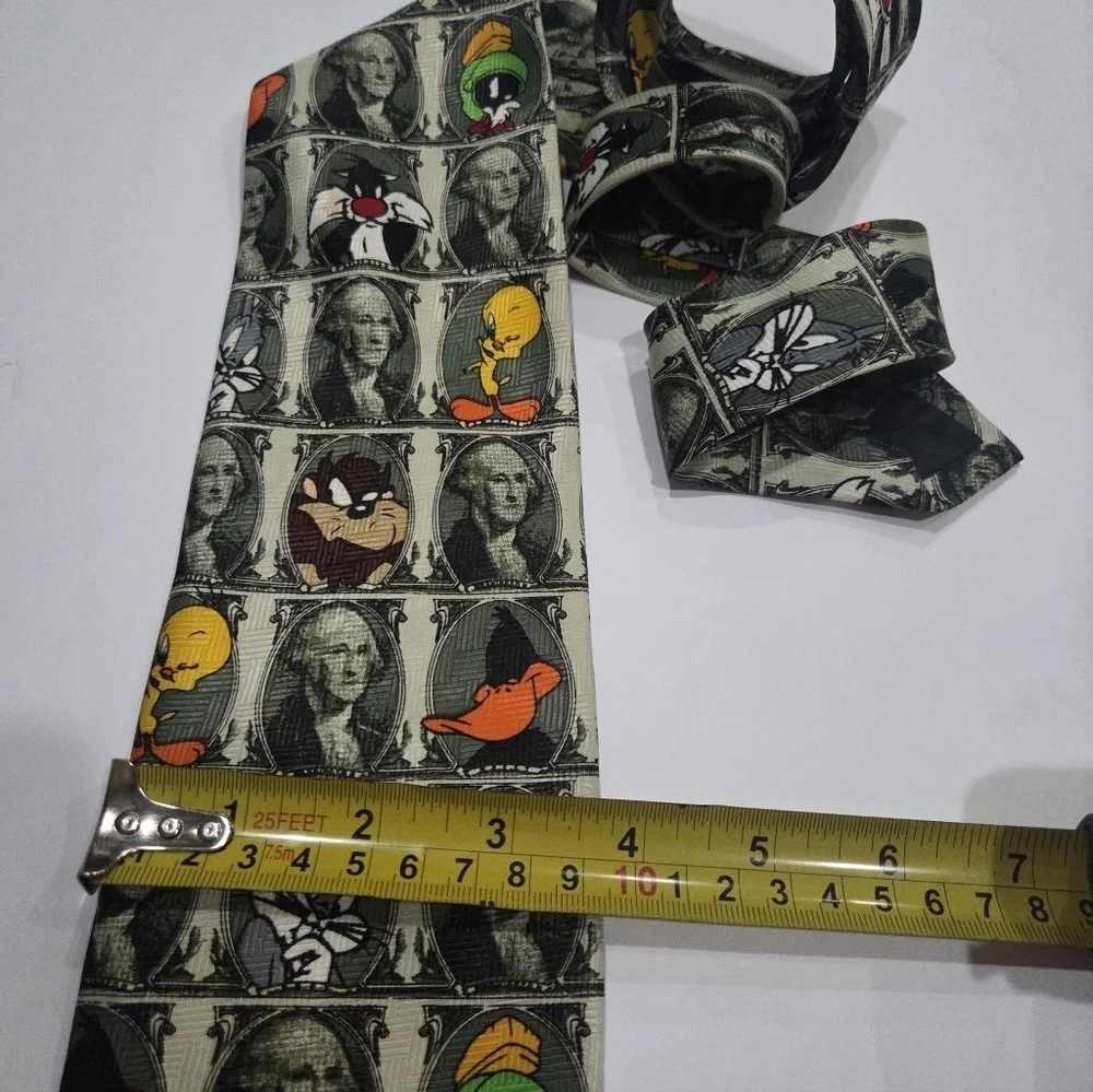 1997 Looney Tunes Character Print Tie - Picture 5 of 6